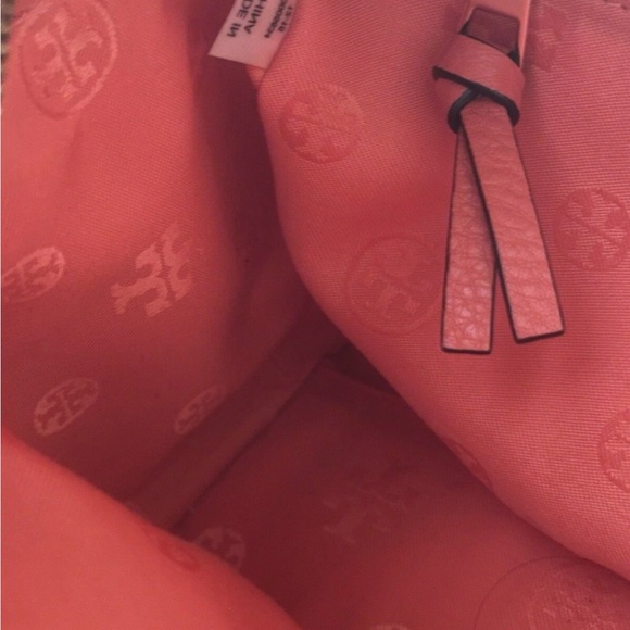Tory Burch Vibrant Satchel - Picture 13 of 14